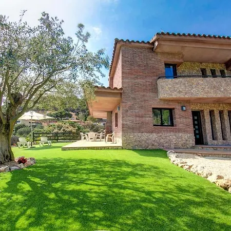 Sant Eloi Sleeps 8 Pool Wifi * Lloret de Mar