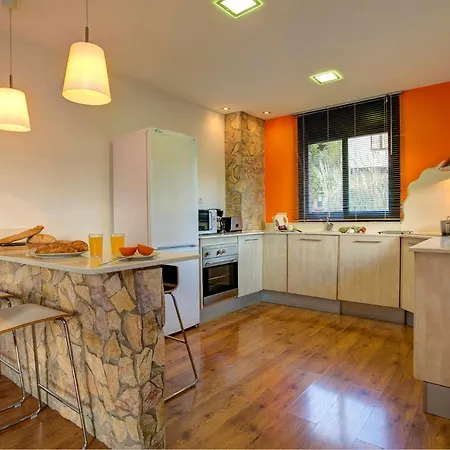 Sant Eloi Sleeps 8 Pool Wifi *