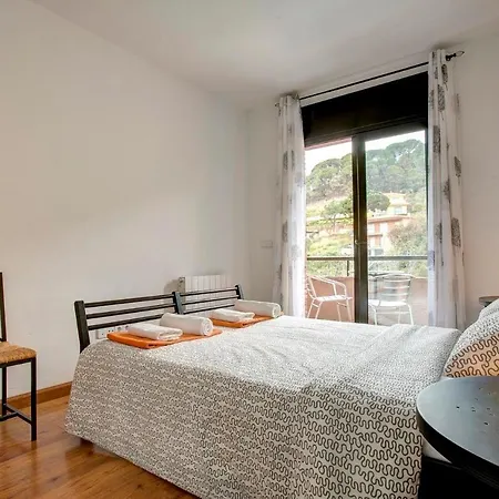 Villa Sant Eloi Sleeps 8 Pool Wifi Lloret de Mar