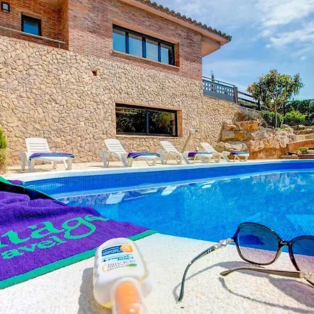 Sant Eloi Sleeps 8 Pool Wifi *