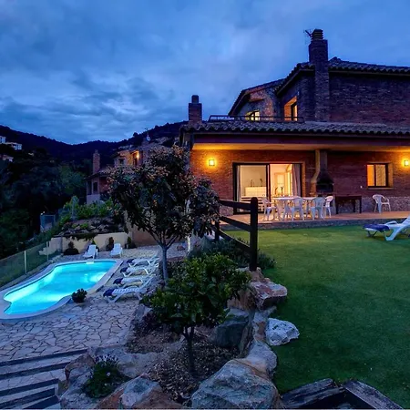Sant Eloi Sleeps 8 Pool Wifi * Lloret de Mar